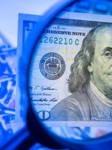 El dólar blue rebotó pero los financieros bajaron levemente: ¿Qué nuevo piso anticipa el mercado para las cotizaciones?